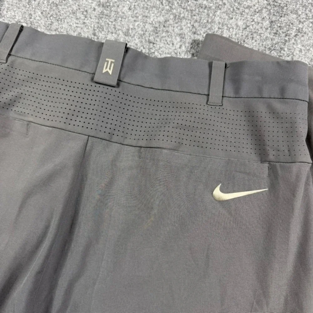 Nike Golf Pants Mens 34x32 Gray Tiger Woods Collection Perforated Stretch Pant